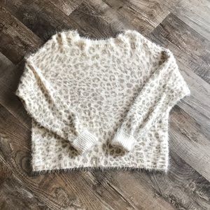 BOGO 50% OFF Cheetah Print Fuzzy Sweater